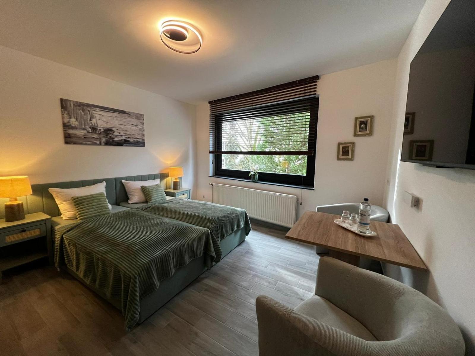 Holi Day Spa 2-Bett Zimmer App 3 Berlín Exterior foto